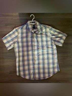 GAP Short-Sleeve Plaid Button-Down Shirt - Blue & Tan